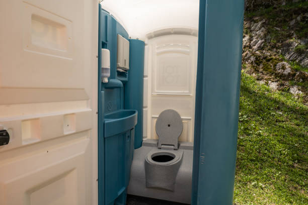Best Porta potty rental near me  in Lamont, MI